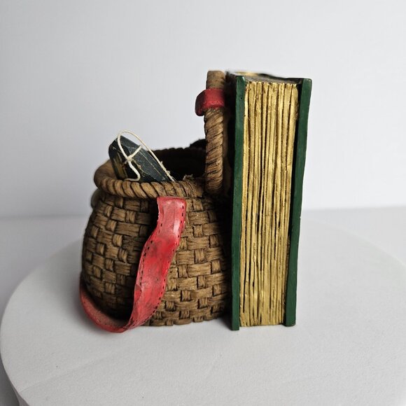 Vtg Fishing Desk Set Figurines with Tackle and Creel Small Resin Bookend - Picture 8 of 16